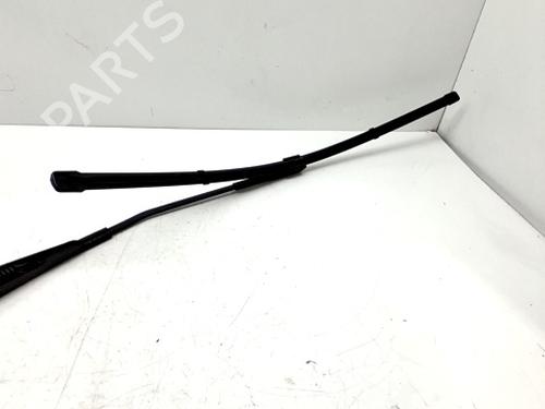 Used Front windshield wiper arm AUDI A1 Sportback (8XA, 8XF) 1.2 TFSI (86 hp) 30054853