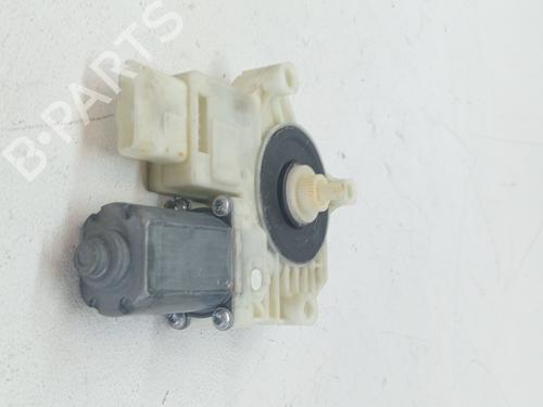 Left front window motor PEUGEOT 308 II (LB_, LP_, LW_, LH_, L3_) 1.2 THP 130 | BP24736189E21 
