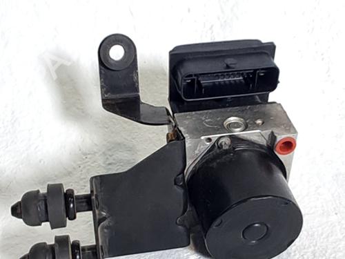 Abs pomp SEAT IBIZA III (6L1) 1.4 16V (100 hp) 31701260