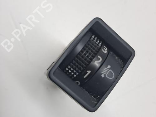 Used Headlight switch OPEL INSIGNIA A (G09) 2.0 CDTI (68) (163 hp) 31369341