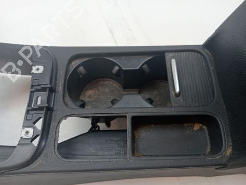 Armrest / Center console VW TIGUAN (5N_) 2.0 TDI | BP23361341I20 