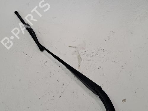 Used Front windshield wiper arm RENAULT EXPRESS Box Body/MPV 1.5 Blue dCi 75 (F6AA) (75 hp) 27464002