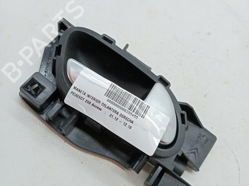 Used Front right interior door handle PEUGEOT 208 I (CA_, CC_) 1.6 HDi / BlueHDi 75 (75 hp) 23346324