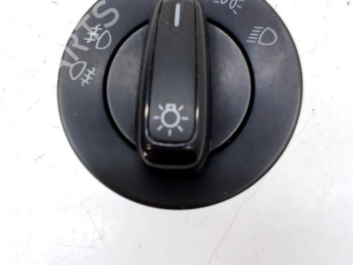 Used Headlight switch Headlight switch 34708113 34708113