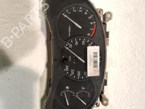 Used Instrument cluster TOYOTA CELICA Coupe (_T20_) 1.8 i 16V (AT200) (116 hp) 31609863