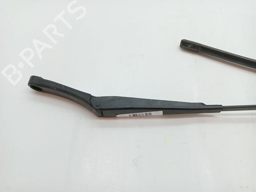 Front windshield wiper arm VW GOLF V (1K1) 2.0 TDI | BP23357252C143 