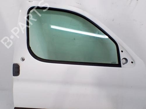 Dør høyre foran Dør høyre foran PEUGEOT PARTNER Platform/Chassis (5_, G_) 1.9 D (69 hp) 39741385 39741385