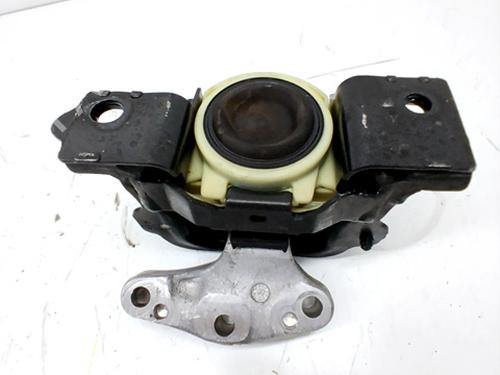 Used Engine mount PEUGEOT 208 Hatchback Van (CR_) 1.6 Blue HDi 100 (99 hp) 29990922