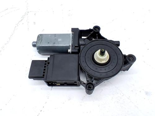 right-front-window-motor-citroen-c3-aircross-ii-2r_-2c_-2017-40548337 main image