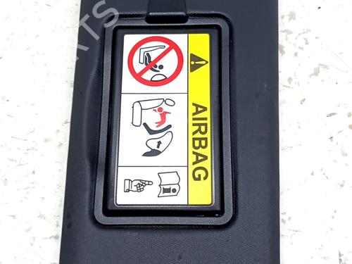 Aletta parasole destra OPEL CORSA F (P2JO) 1.2 MHEV (101 hp) 32285229