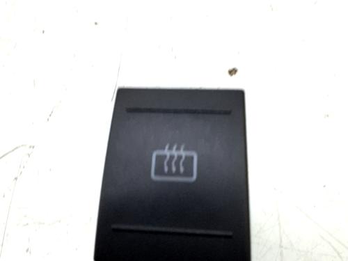 switch-vw-polo-iv-9n_-9a_-2001-2002-2003-2004-2005-2006-2007-2008-2009-2010-2011-2012-2013-2014-32106898 main image