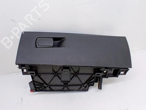 Handskerum Handskerum BMW 2 Gran Tourer (F46) 218 d (150 hp) 40546972 40546972