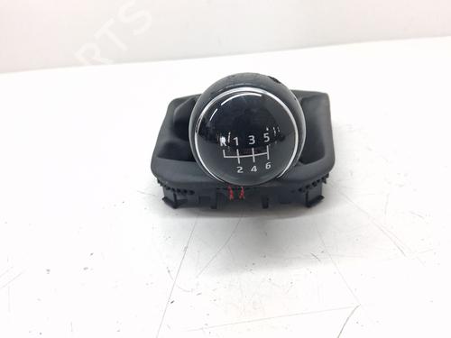 Used Shift knob SEAT IBIZA V (KJ1, KJG) 1.0 TSI (116 hp) 29499941