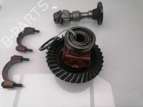 Used Front differential NISSAN PATROL III/2 Station Wagon (W260) 2.8 D 4x4 (92 hp) 24402246