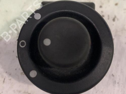 Used Switch Switch RENAULT SCÉNIC II (JM0/1_) 1.5 dCi (JM1E, JM16) (106 hp) 33768486 33768486