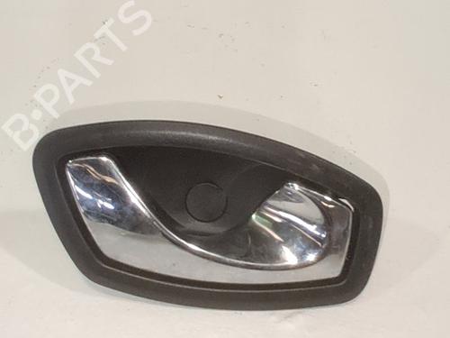 Used Rear right interior door handle Rear right interior door handle 37592326 37592326