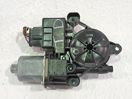 Rudehejsemotor bagstkærm højre SEAT LEON ST (5F8) 2.0 TDI (184 hp) 23975196
