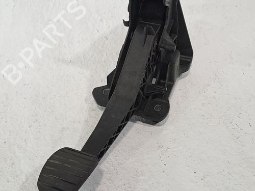 Used Clutch pedal DACIA DOKKER Box Body/MPV 1.5 dCi (FEAJ) (90 hp) 28037526