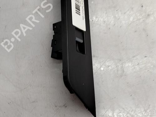 Used Right front window switch Right front window switch LAND ROVER RANGE ROVER EVOQUE (L538) 2.0 D 4x4 (150 hp) 34268166 34268166