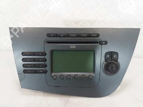 Used Radio SEAT LEON (1P1) 1.9 TDI (105 hp) 25346649