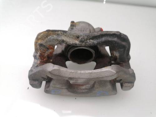 Used Right front brake caliper BMW 2 Active Tourer (F45) 218 d (150 hp) 23939928