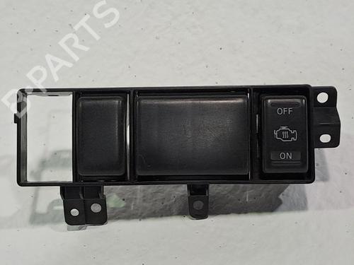 Used Switch NISSAN NAVARA NP300 (D40) 2.5 dCi 4WD (171 hp) 24586794