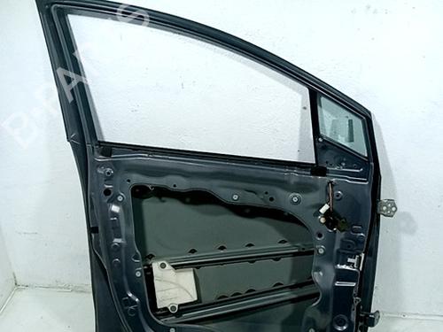 Używane Drzwi przednie lewe MAZDA 5 (CR) 2.0 CD (CR19) (143 hp) 30925682