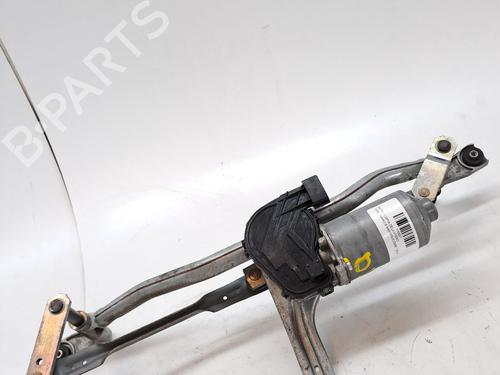 Used Front wiper motor OPEL VIVARO B Van (X82) 1.6 CDTI (05) (120 hp) 23367231