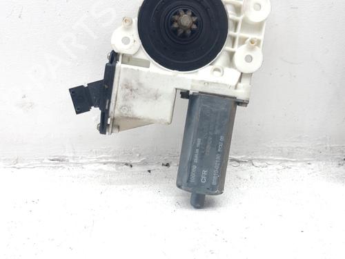 Used Right front window motor Right front window motor TOYOTA COROLLA Saloon (_E12_) 2.0 D-4D (CDE120_, CDE120R) (90 hp) 34341934 34341934
