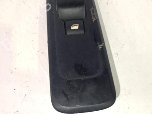 Used Right front window switch Right front window switch PEUGEOT 508 I (8D_) 2.0 BlueHDi 150 (150 hp) 33768569 33768569