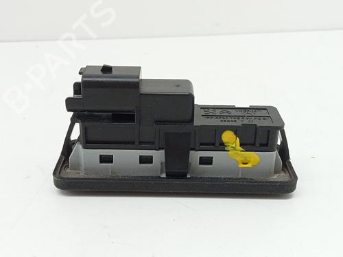 Tailgate handle PEUGEOT 2008 I (CU_) 1.6 BlueHDi 100 | BP27461378C132 