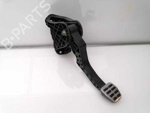 Used Clutch pedal AUDI A3 (8P1) S3 quattro (265 hp) 23651472