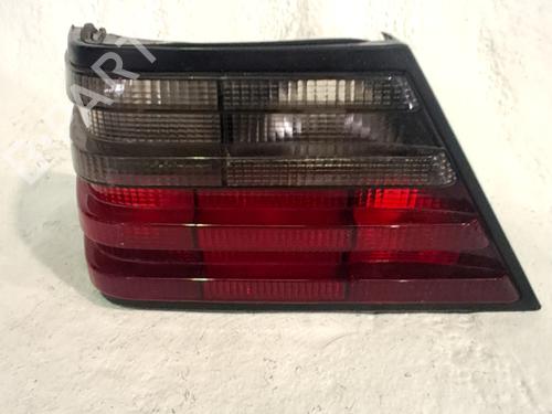 Used Left taillight MERCEDES-BENZ 124 Saloon (W124) 220 E (124.022) (150 hp) 32107709