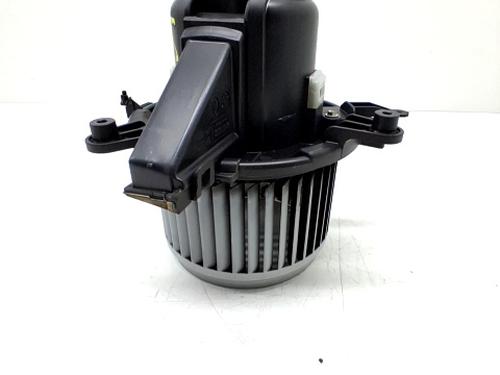 Varmeblæser PEUGEOT 3008 II SUV (MC_, MR_, MJ_, M4_) 1.5 BlueHDi 130 (131 hp) 30294391