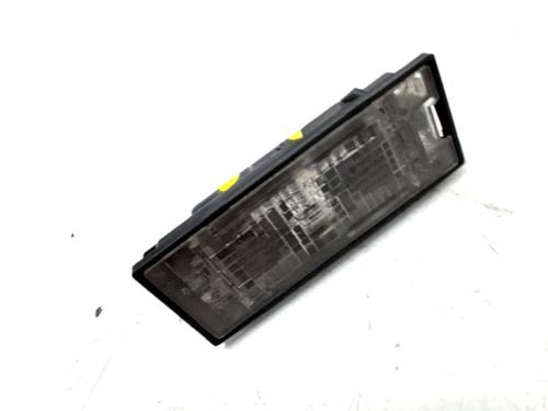 Used Licence plate light RENAULT LAGUNA II (BG0/1_) 1.9 dCi (BG1A, BG1V) (130 hp) 30337183