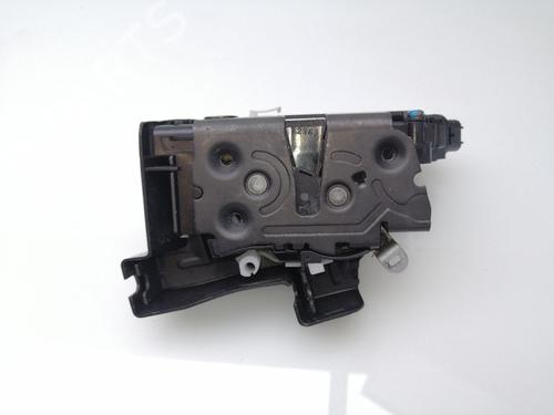 Used Front left lock VOLVO XC60 I SUV (156) D3 (136 hp) 23377235