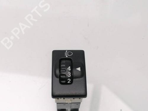 Used Switch SUZUKI JIMNY Closed Off-Road Vehicle (SN) 1.3 16V 4WD (SN413) (82 hp) 23421026