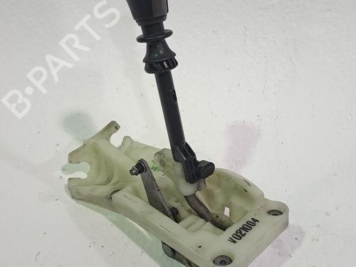 Used Gear lever NISSAN X-TRAIL I (T30) 2.2 Di 4x4 (114 hp) 25737686
