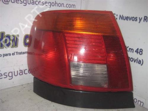 Left taillight AUDI A4 B5 (8D2) 1.8 | BP25459283C34 