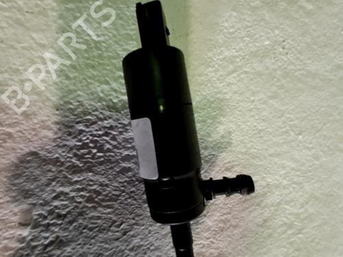 Used Washer pump BMW X3 (E83) 2.0 d (150 hp) 29559054