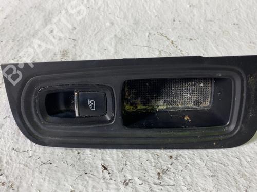 Used Right rear window switch Right rear window switch PORSCHE CAYENNE (92A) 3.0 Diesel (245 hp) 39741655 39741655