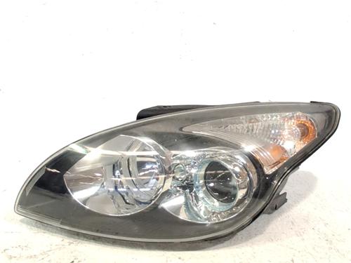 Used Left headlight HYUNDAI i30 Estate (FD) 1.6 CRDi (90 hp) 32720322