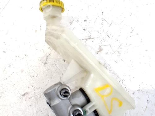 Used Brake master cylinder Brake master cylinder CITROËN C-ELYSEE (DD_) 1.6 BlueHDi 100 (99 hp) 34182079 34182079