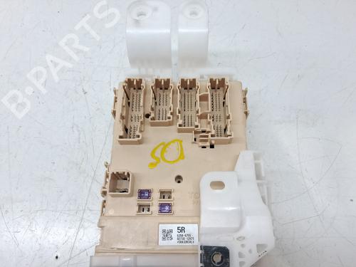 Used Fuse box TOYOTA AURIS Estate (_E18_) 1.8 Hybrid (ZWE186_, ZWE186R, ZWE186H) (136 hp) 28956747