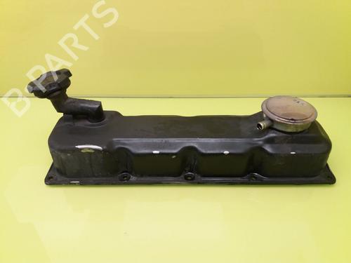 Used Valve cover NISSAN PICK UP (D22) 2.5 TD 4WD (103 hp) 24402031