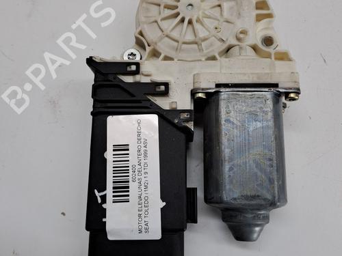 Used Right front window motor SEAT LEON (1M1) 1.9 TDI (90 hp) 26682165