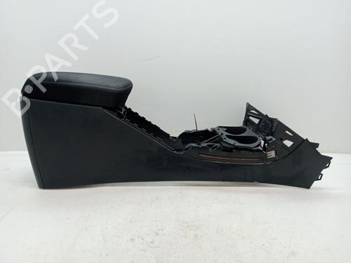 Used Armrest / Center console TOYOTA RAV 4 III (_A3_) 2.2 D 4WD (ALA30_, ALA30R) (136 hp) 23355633