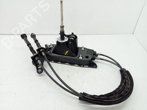 Used Gear lever SEAT IBIZA V (KJ1, KJG) 1.0 TSI (116 hp) 29990660