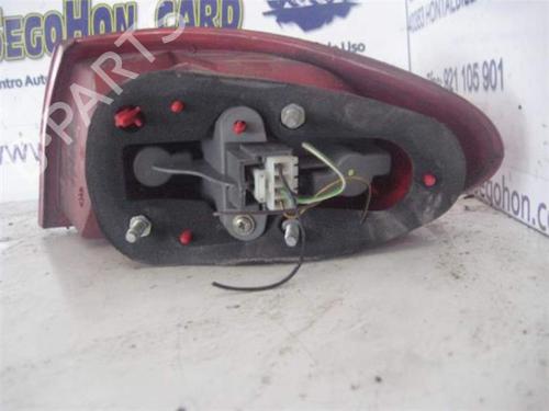 Używane Lampa tylna lewa ALFA ROMEO 147 (937_) 1.9 JTD (937.AXD1A, 937.BXD1A, 937.AXV1A, 937.BXB1A,... (115 hp) 25459311
