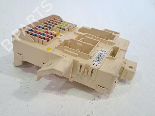 Fuse box HYUNDAI TUCSON (TL, TLE) 1.6 CRDi | BP26381777E1 